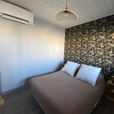 Apartment T2 + Avec Climatisation, Parking, Proche A Port - Fr-1-81-579